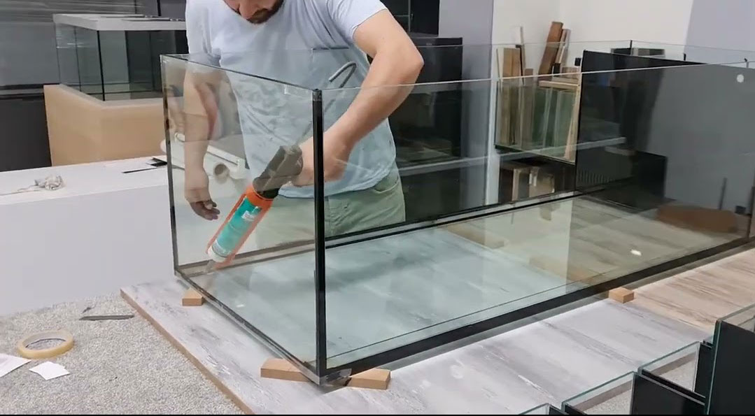Assembling Your Aquarium