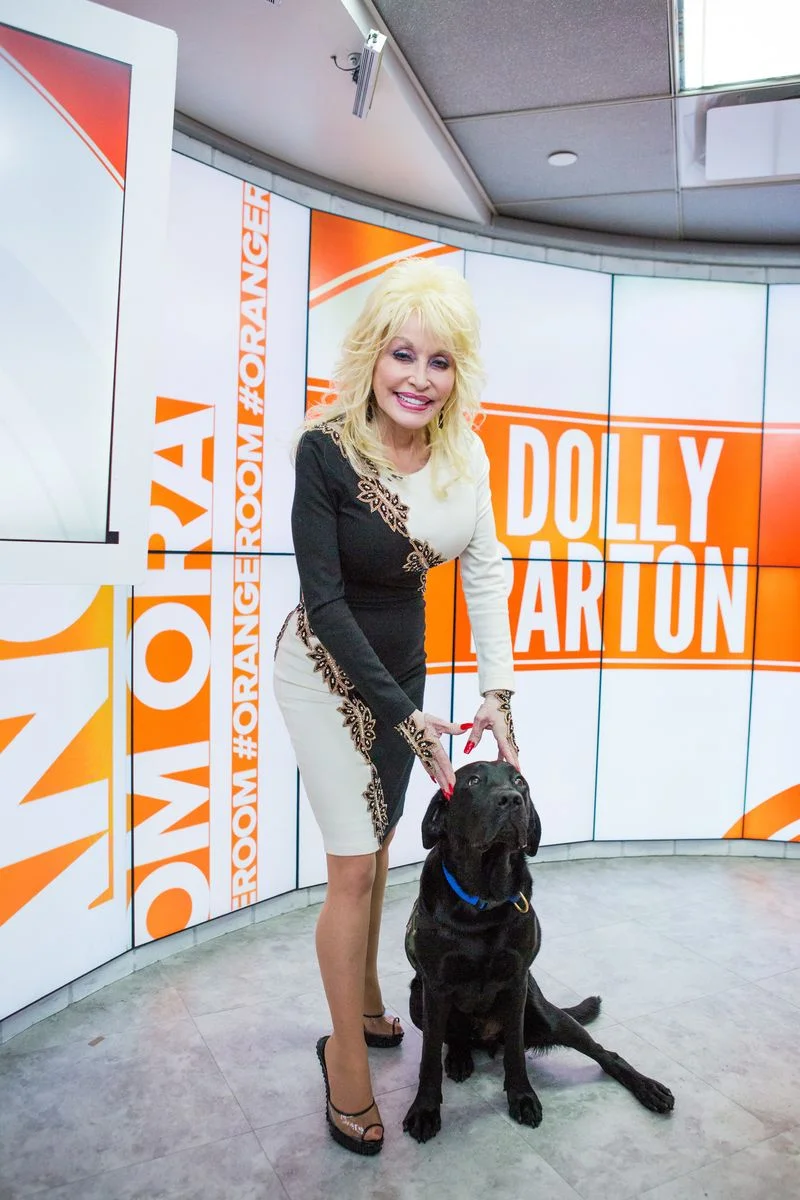 1788013121303_f06e5f2216b9 dolly parton on monday october 16 2017